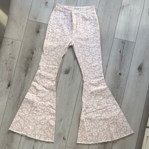 Peach Love California Daisy Print Pants